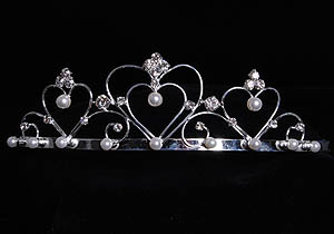 Pearl Triple Heart Tiara